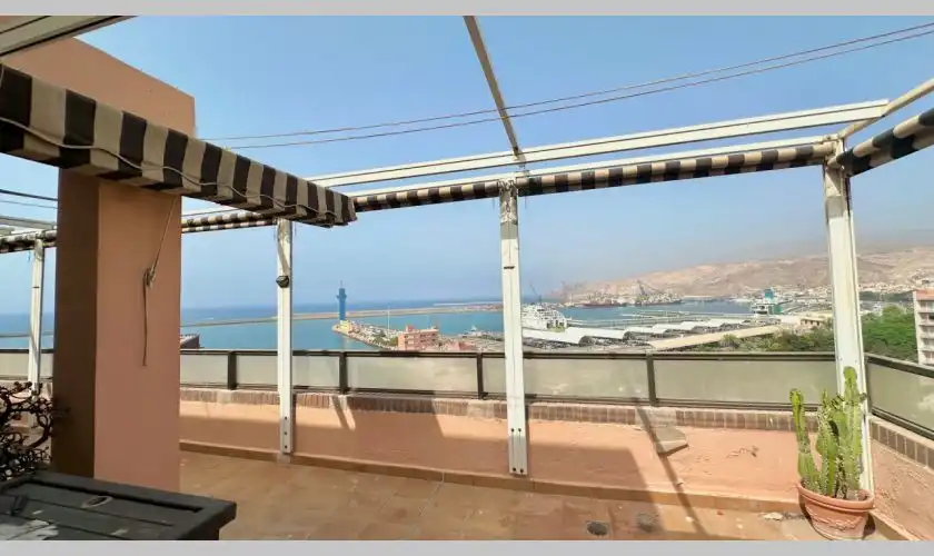 Terraza de Ático en venta en Almería con Aire acondicionado, Calefacción y Terraza
