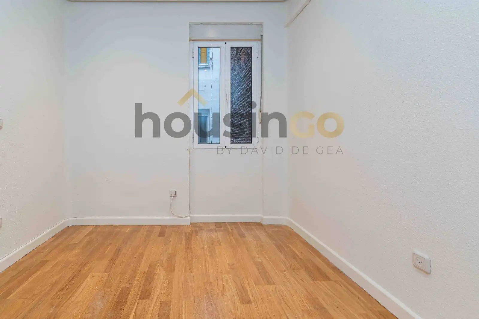 Bedroom of Flat for sale in Madrid  with Air Conditioner, Heating and Parquet flooring