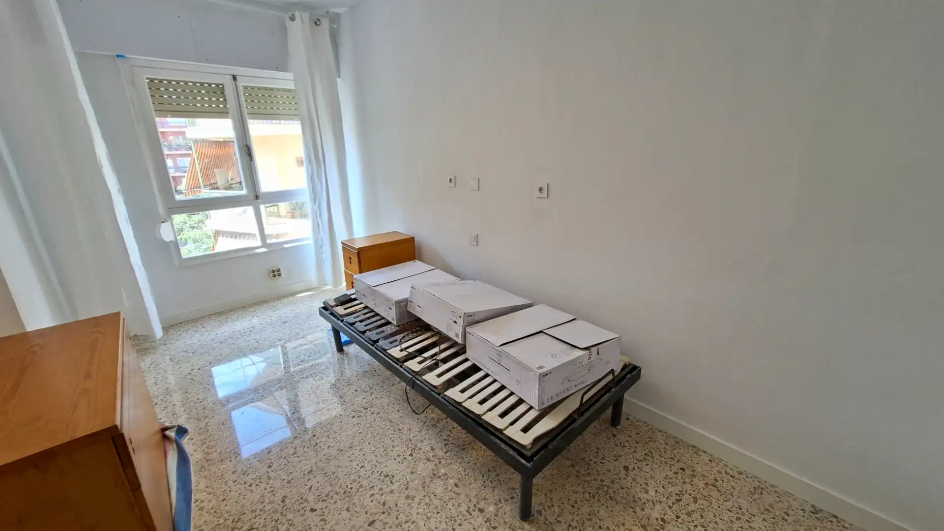 Habitación de Piso de alquiler en Alicante / Alacant con Amueblado y Balcón