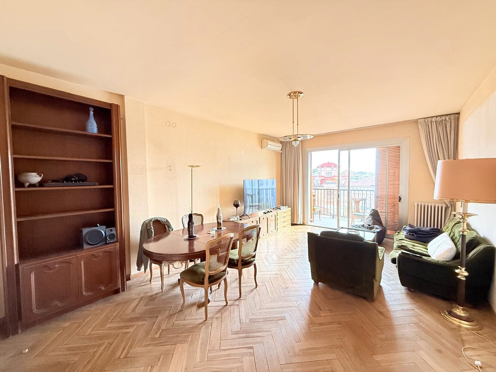 Flat to rent in Avinguda de Josep Tarradellas, Sants