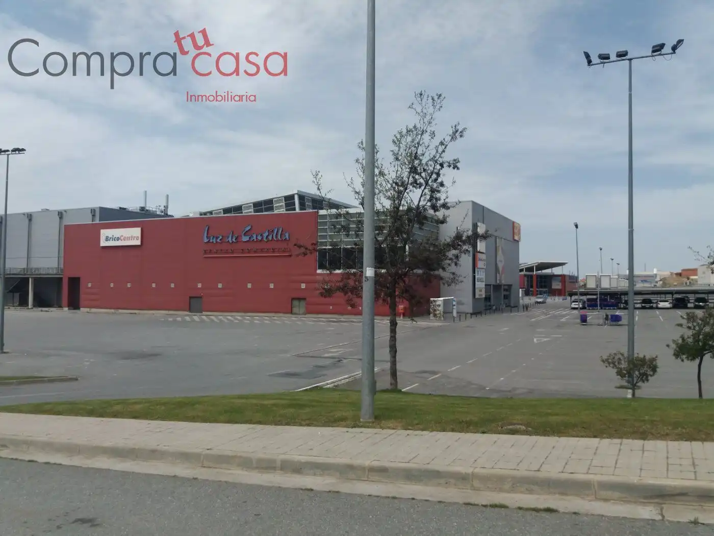 Vista exterior de Terreny industrial en venda en Segovia