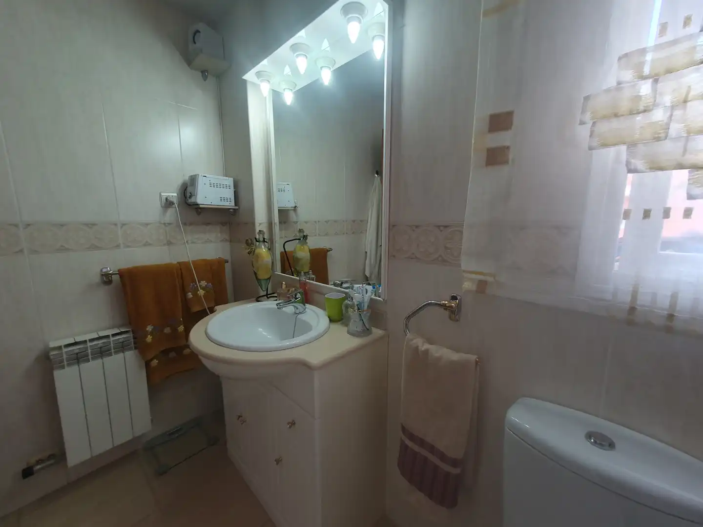 Baño de Dúplex en venta en Canovelles con Aire acondicionado, Calefacción y Parquet