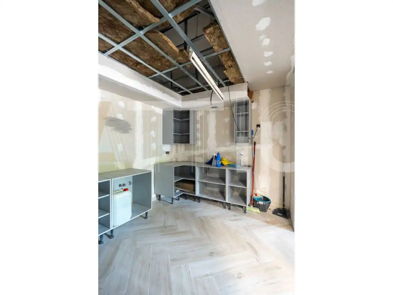 Kitchen of Flat for sale in Sabadell  with Air Conditioner