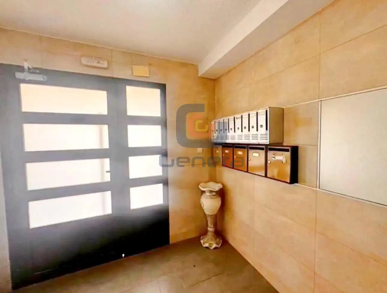 Piso en venta en Alicante / Alacant con Amueblado