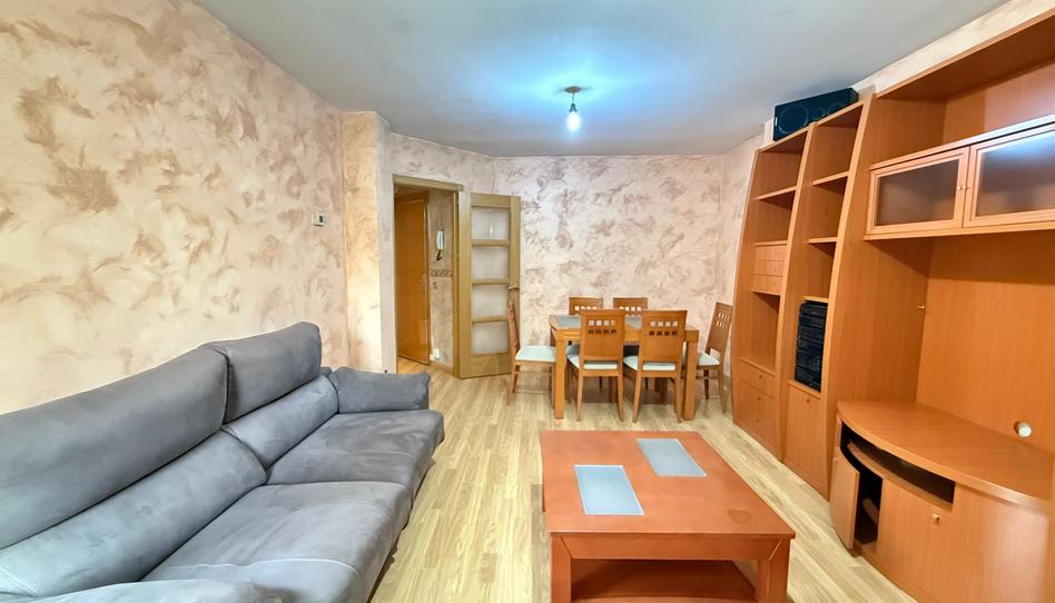 Foto 1 de Piso de alquiler en Calle V&#xed;a Carpetana, Los Cármenes, Madrid