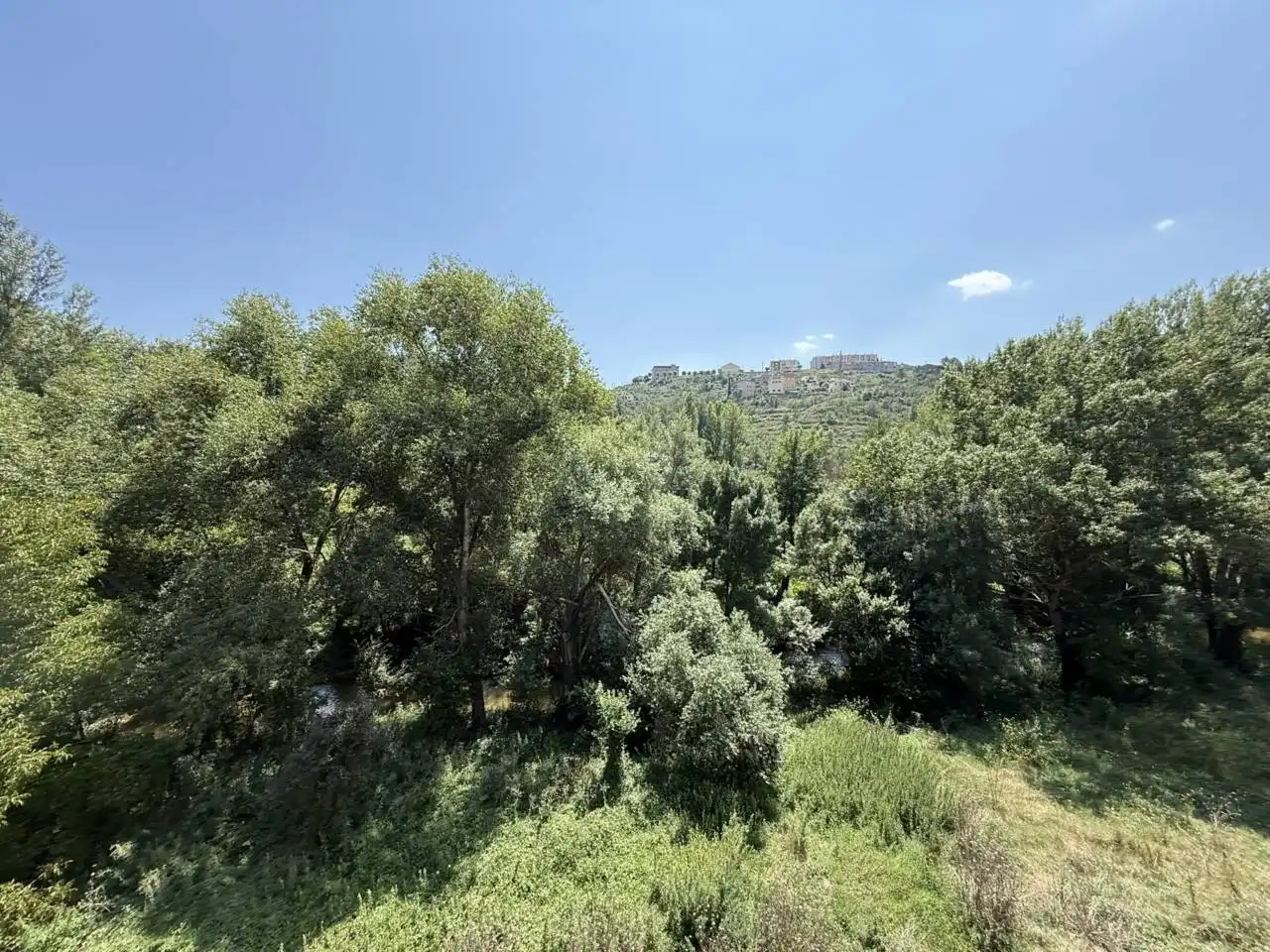 Country house zum Verkauf in Cardona mit Privatgarten und Terrasse