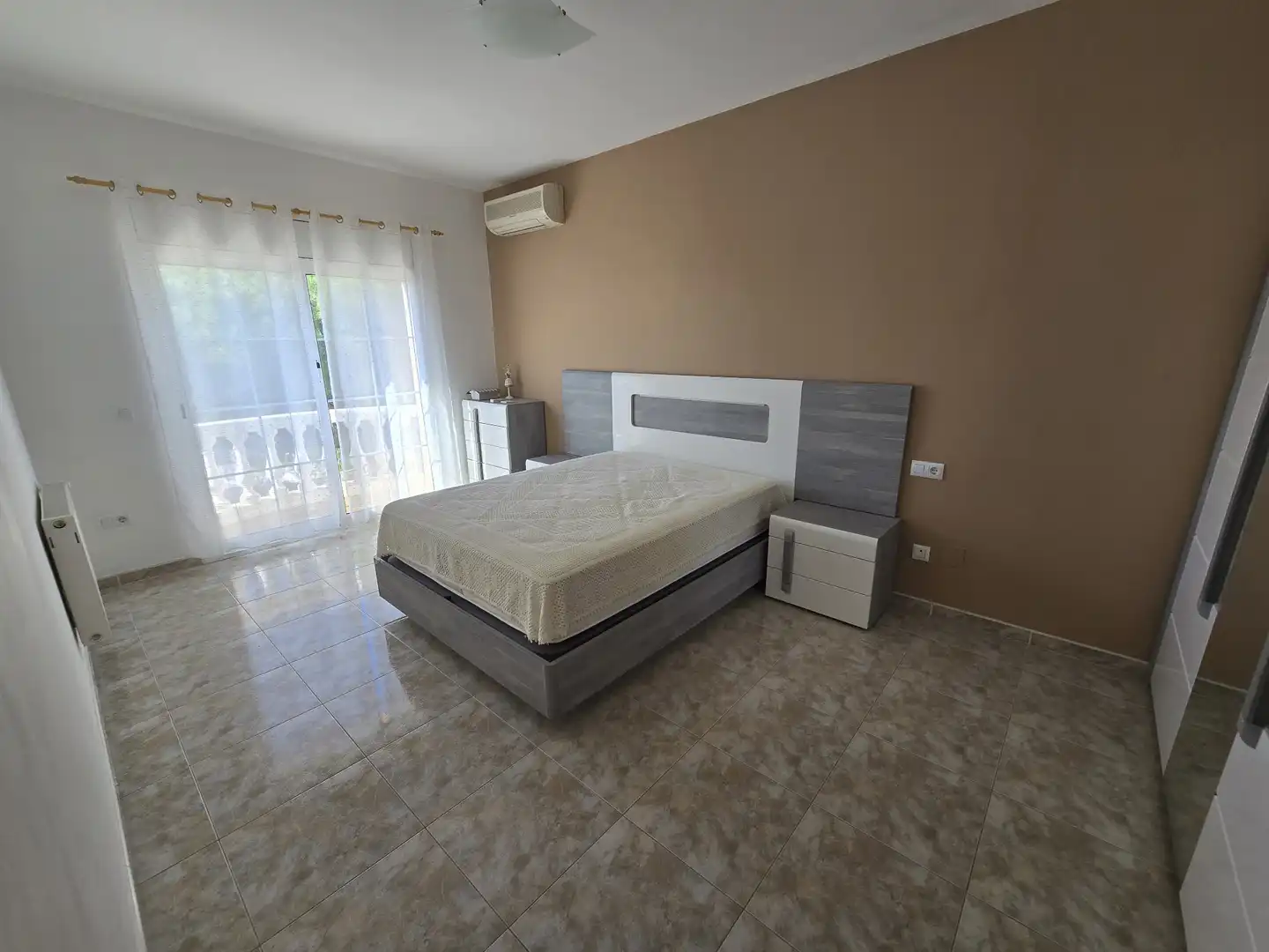 Bedroom of Houses for sale in Pau  with Air Conditioner, Heating and Private garden