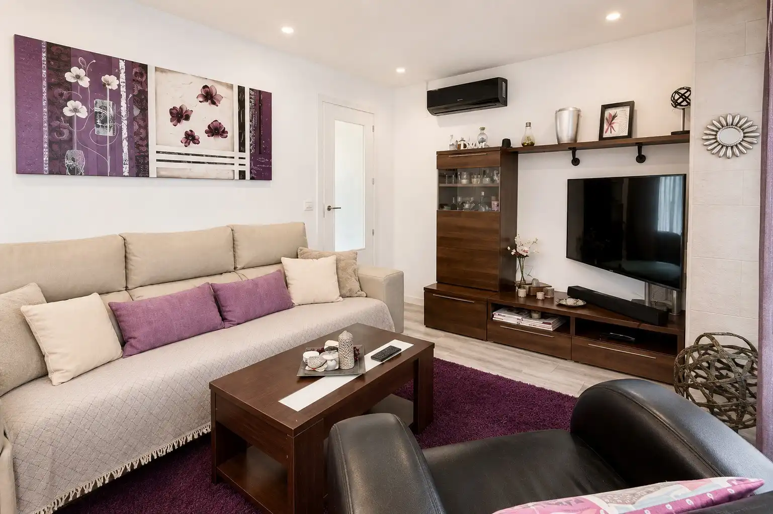 Sala de estar de Casa o chalet en venta en San Pedro del Pinatar con Aire acondicionado, Calefacción y Parquet