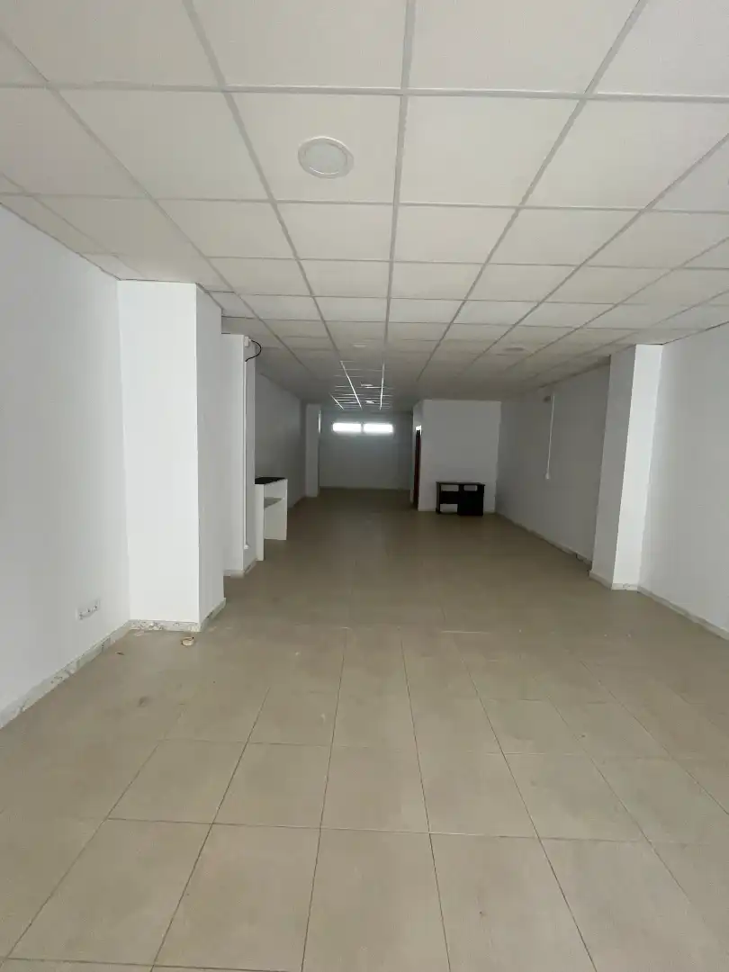 Local comercial en venda a Calle Santa María de Cora, imagen 2