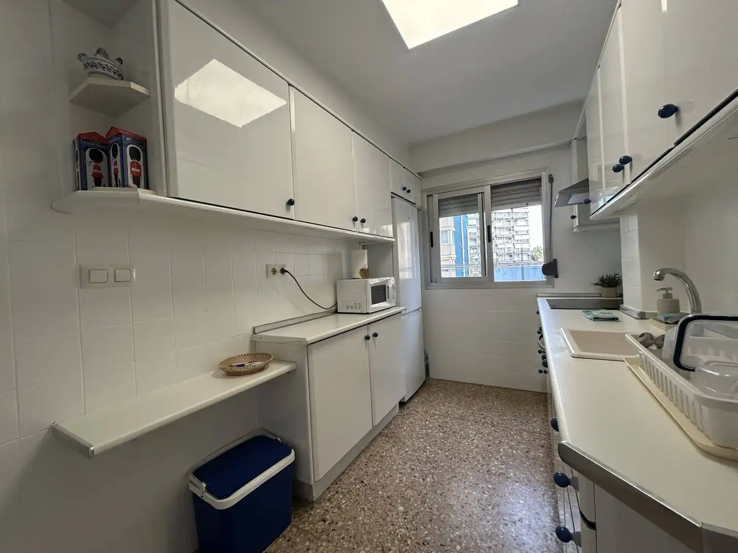 Cuina de Apartament de lloguer en La Pobla de Farnals amb Moblat i Piscina comunitària