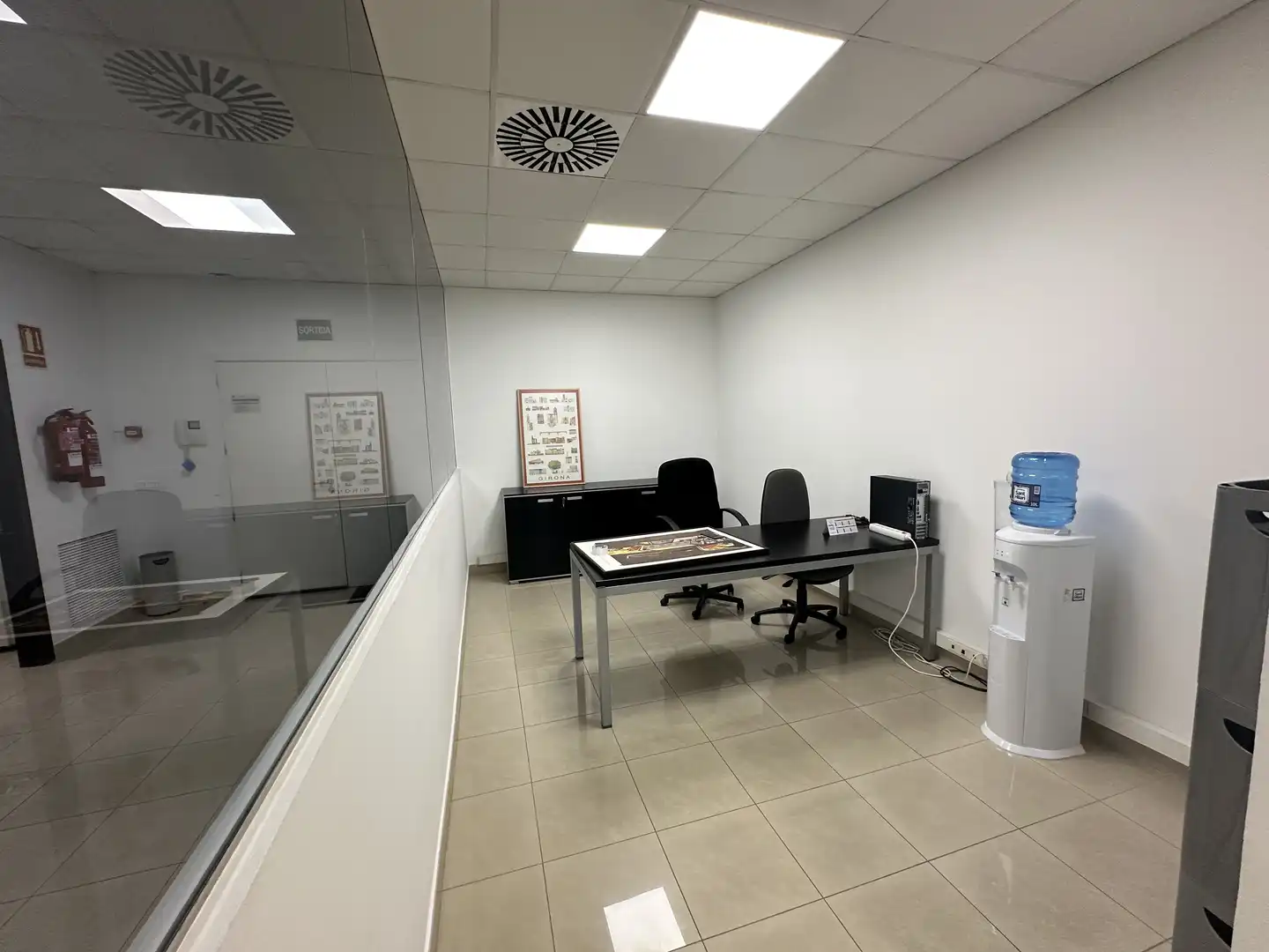 Oficina con ascensor en venta en Celrà, imagen 4