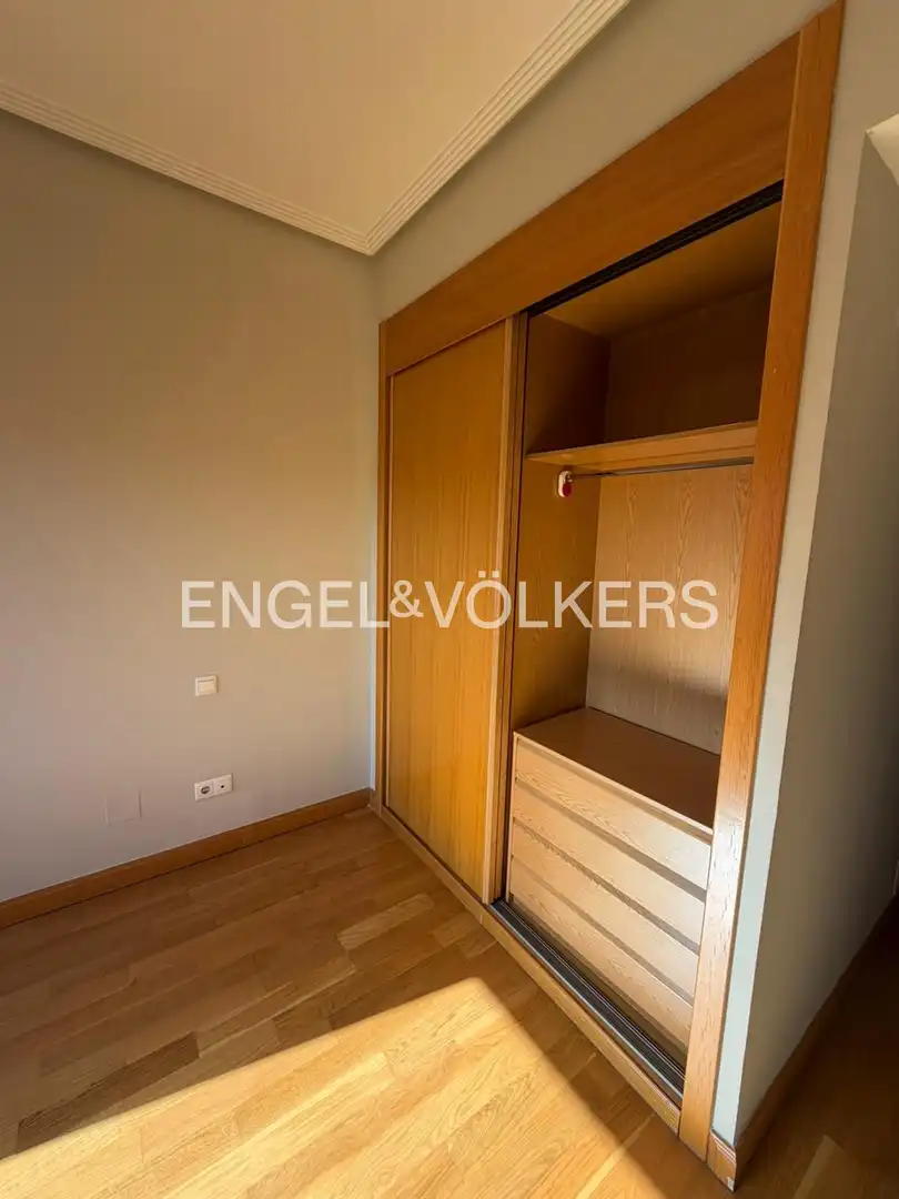 Apartamento de alquiler en San Sebastián de los Reyes con Aire acondicionado, Calefacción y Jardín privado