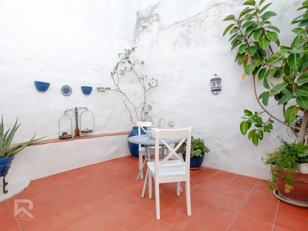 Houses for sale in Oliva, Valencia