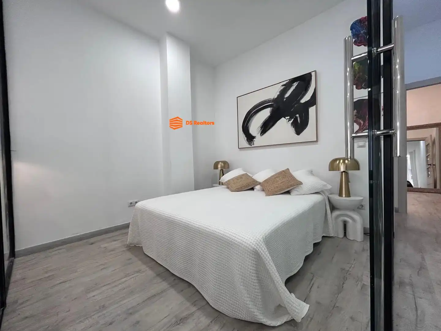 Ground floor with lift for sale in Calle ARTISTAS, imagen 15