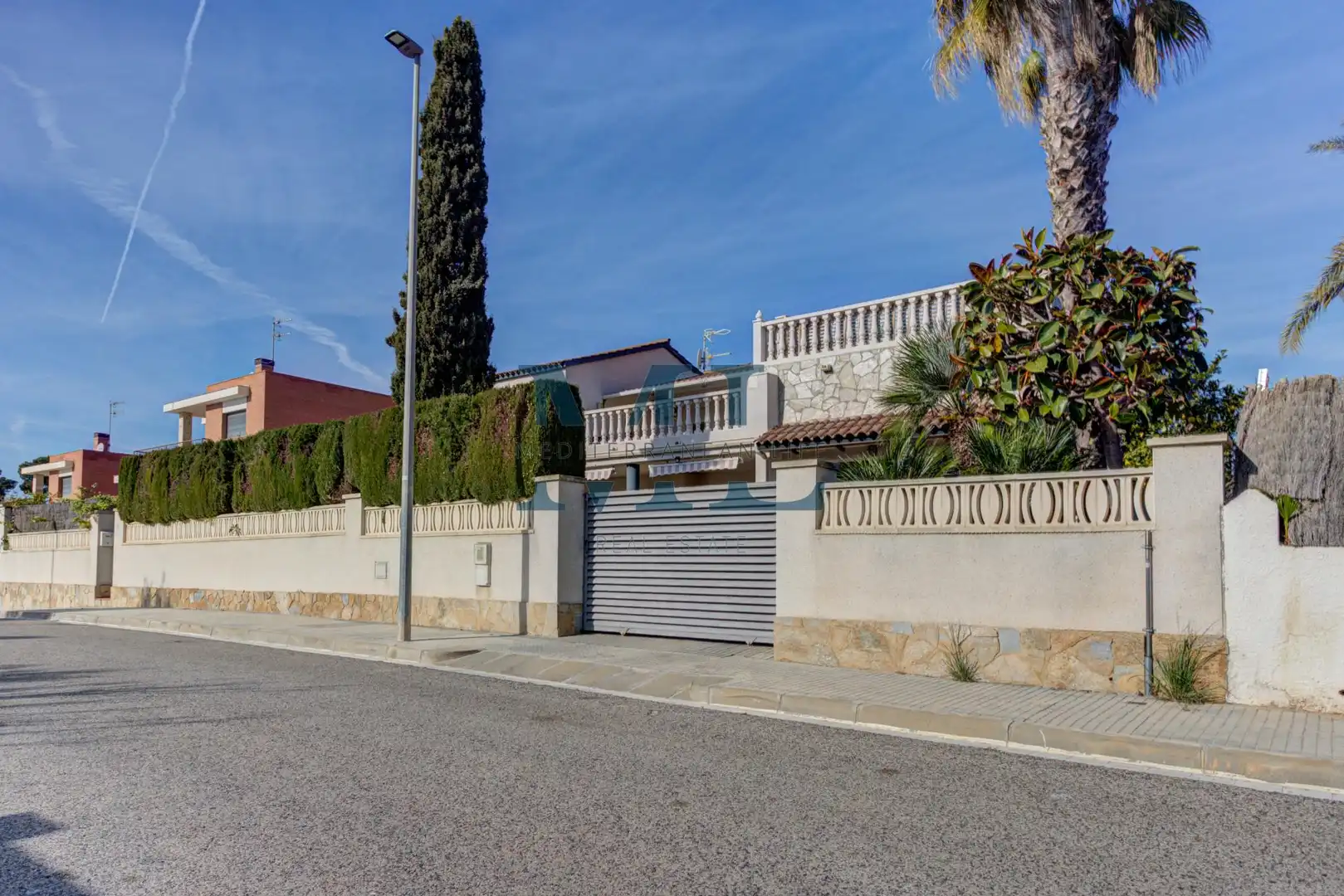 Vista exterior de Casa o xalet en venda en Cubelles amb Calefacció i Piscina