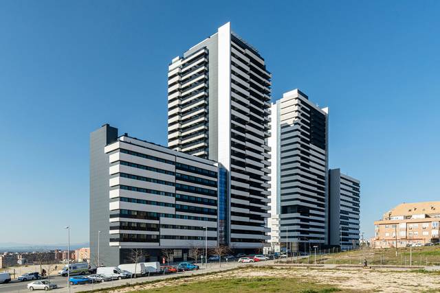 Piso en Venta en Paseo de la Dirección, 163 en Valdeacederas