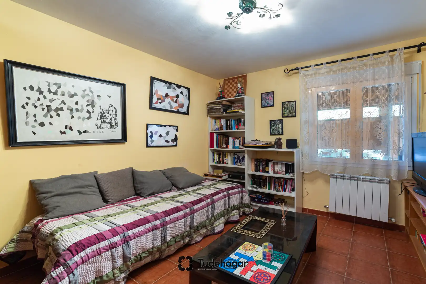 Sala de estar de Casa o chalet en venta en Tudela de Duero con Calefacción, Jardín privado y Amueblado