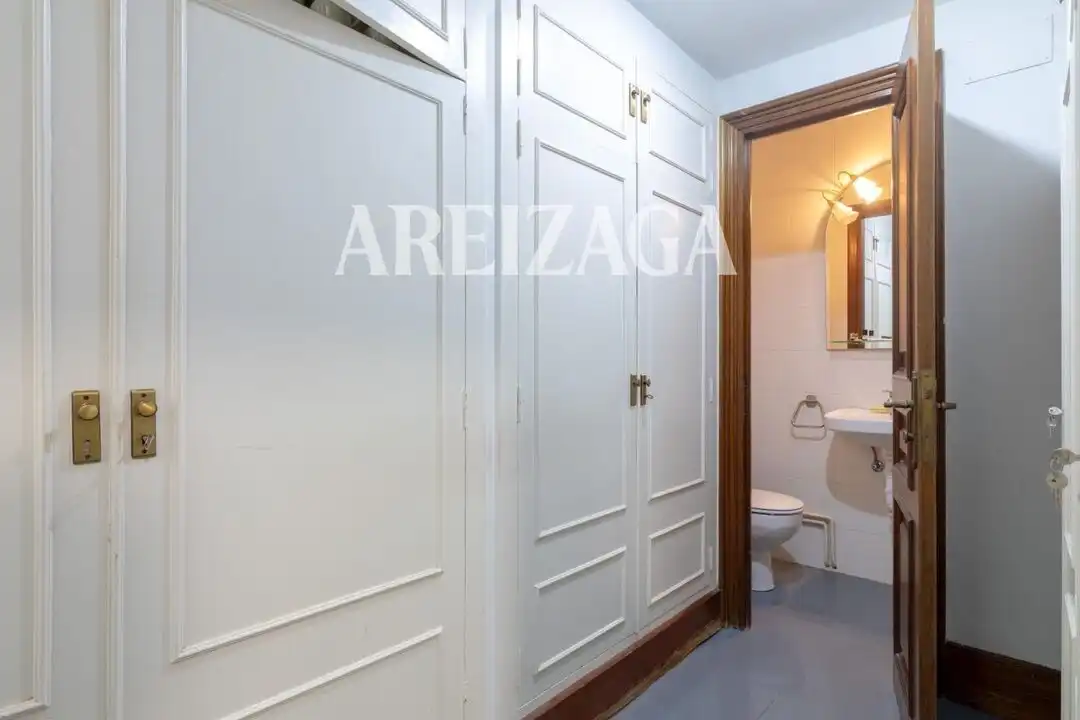 Piso con terraza en venta en Calle Zubieta, imagen 33