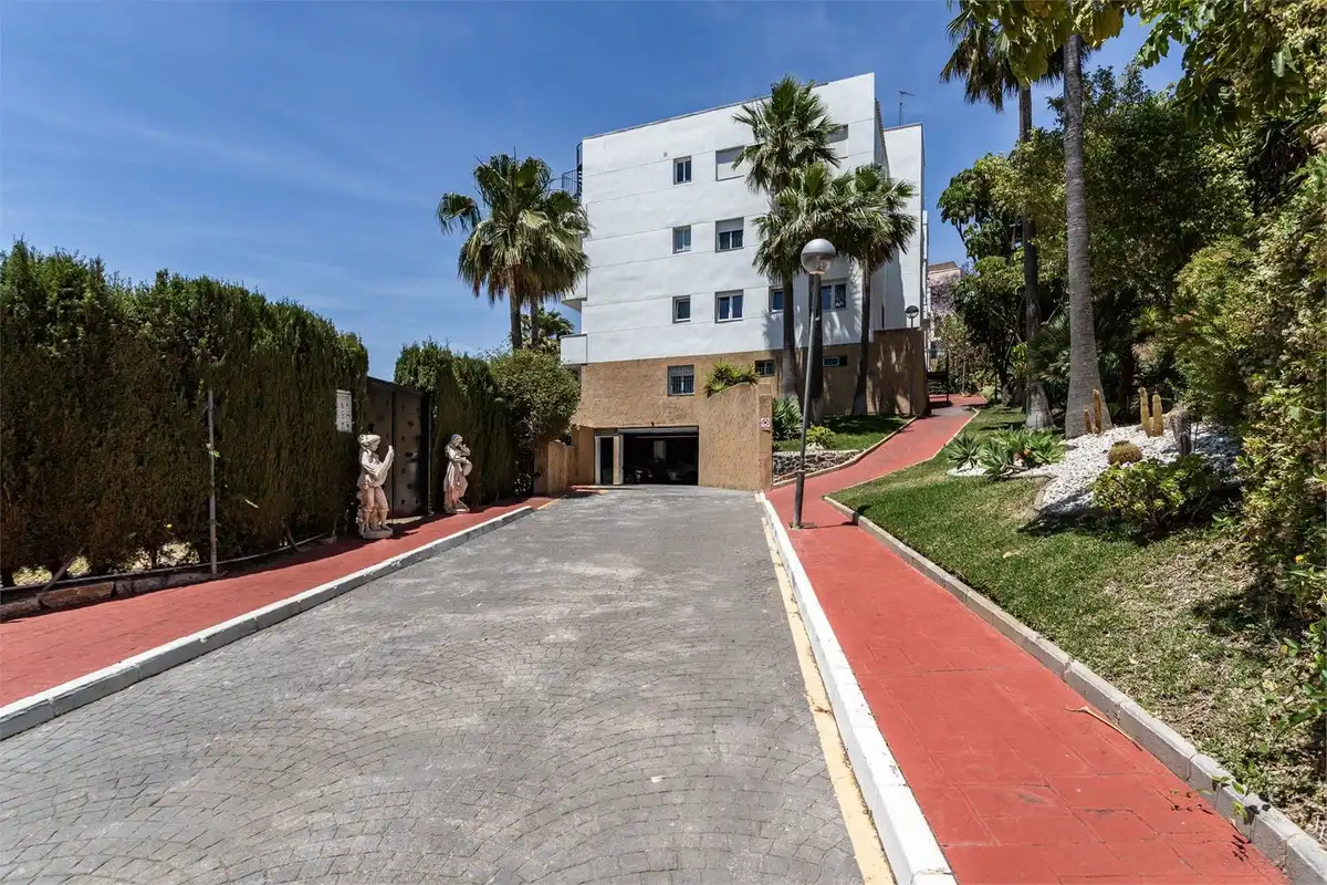 Vista exterior de Apartamento en venta en Mijas con Aire acondicionado, Calefacción y Terraza