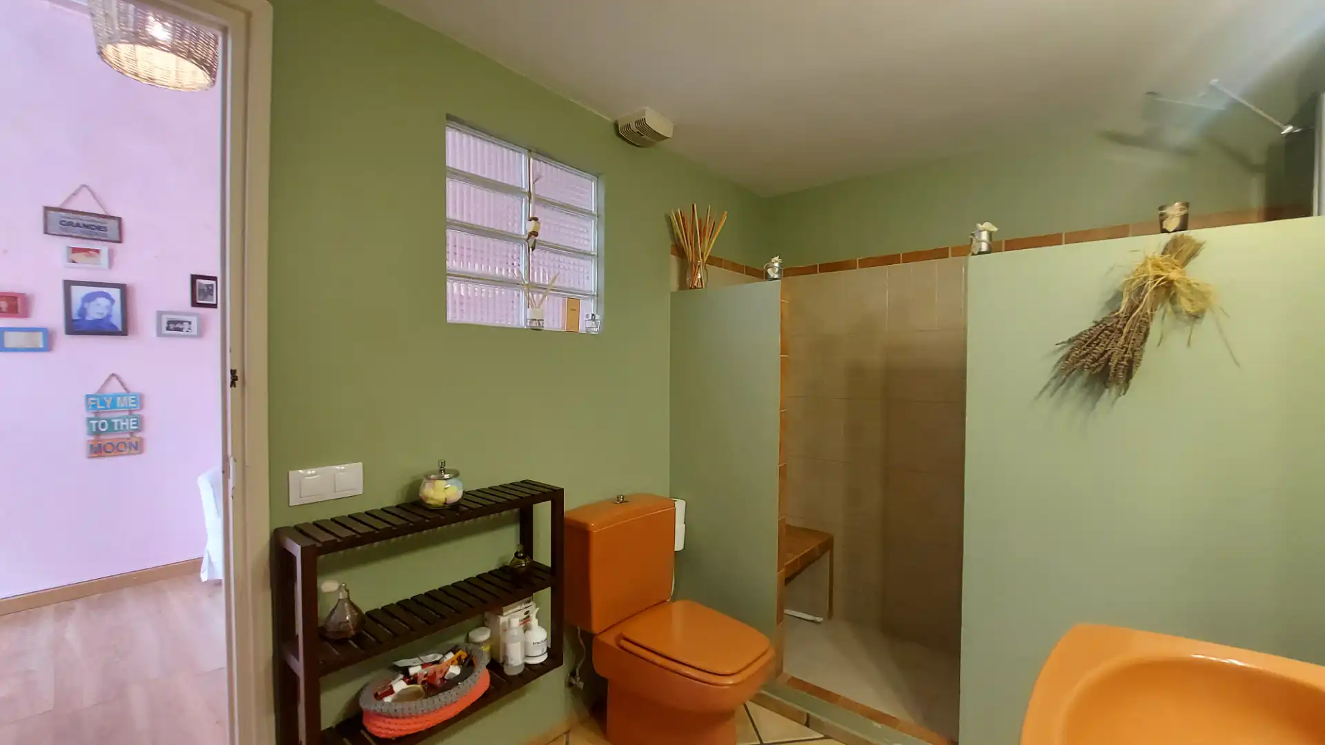 Baño de Casa adosada en venta en Caldes d'Estrac con Calefacción, Parquet y Amueblado