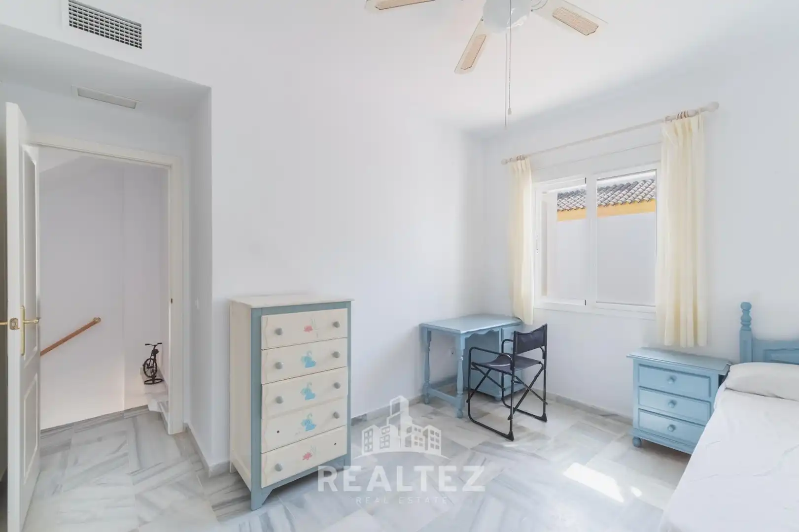 Schlafzimmer von Einfamilien-Reihenhaus zum Verkauf in El Puerto de Santa María mit Terrasse, Möbliert und Balkon