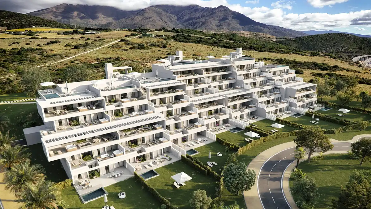 Habitatge amb piscina en venda a Casares pueblo