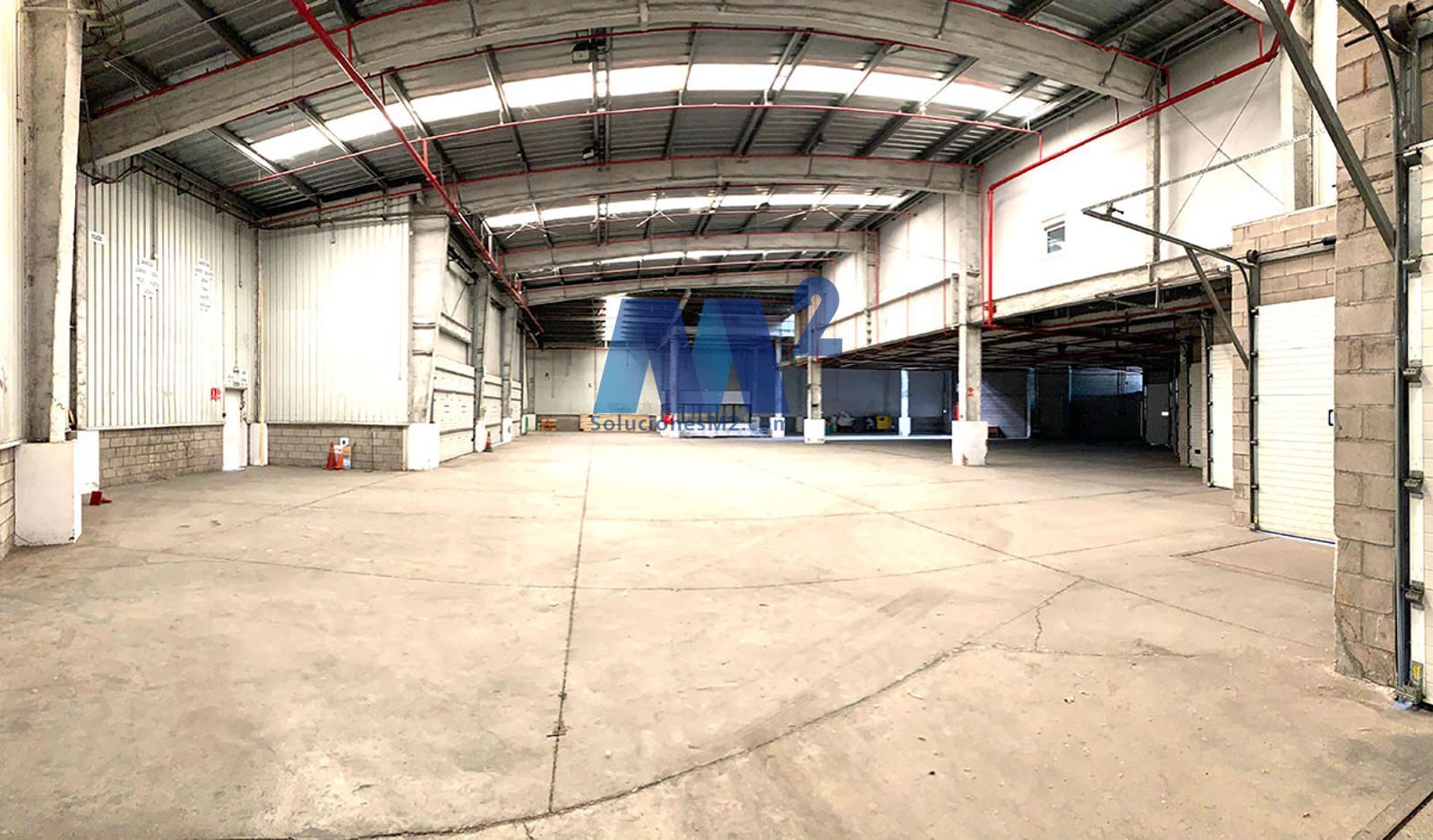 Nau industrial en venda en Coslada