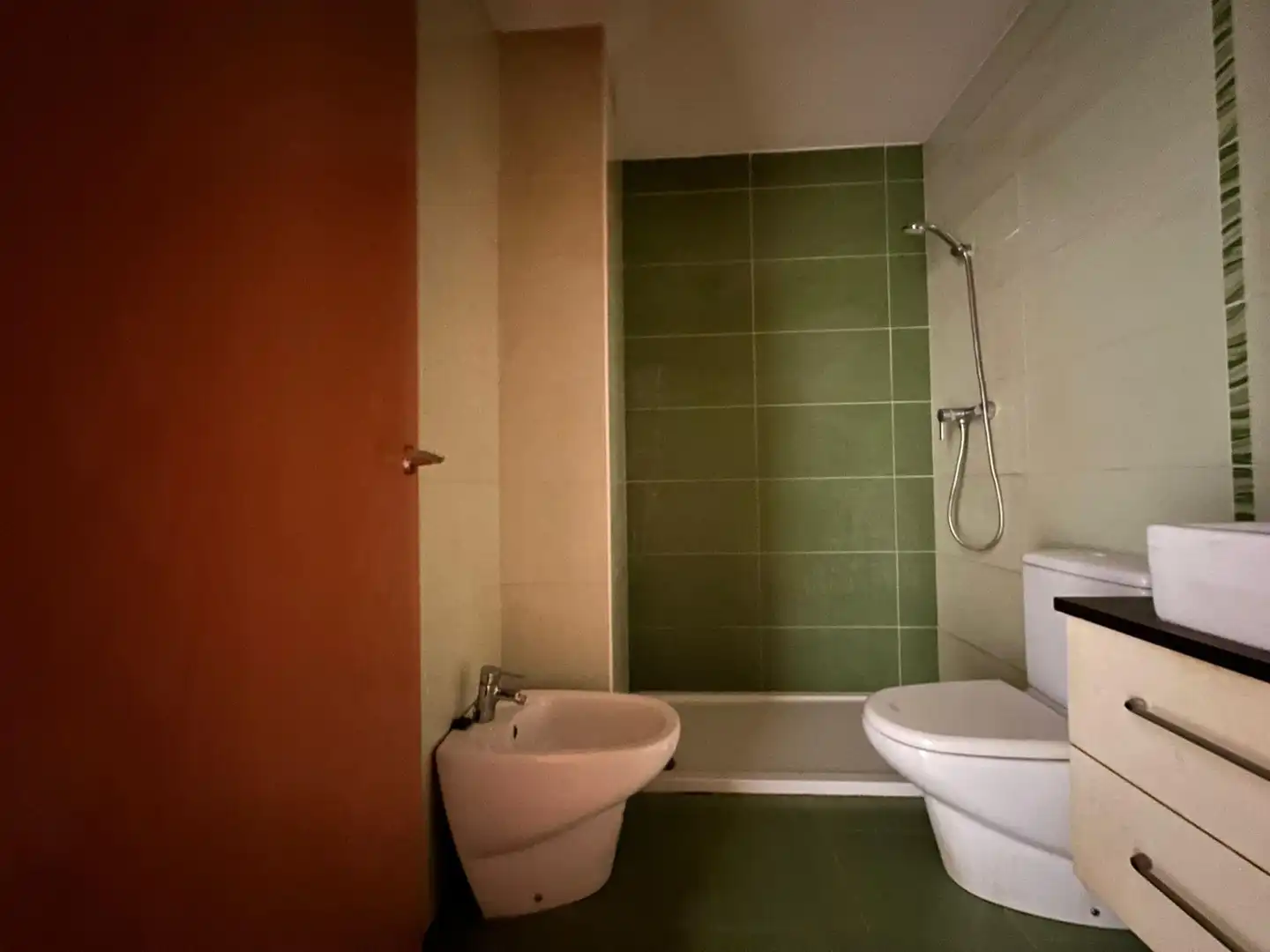 Baño de Piso en venta en Alginet con Balcón