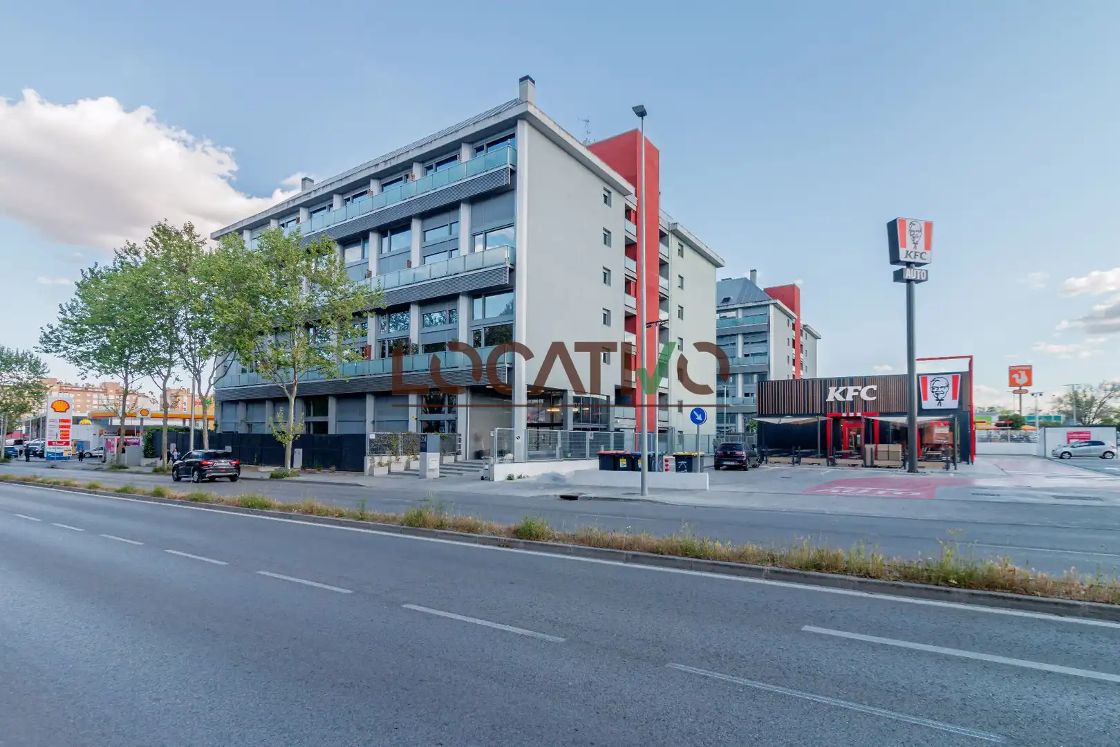 Vista exterior de Dúplex en venta en Madrid con Calefacción y Terraza