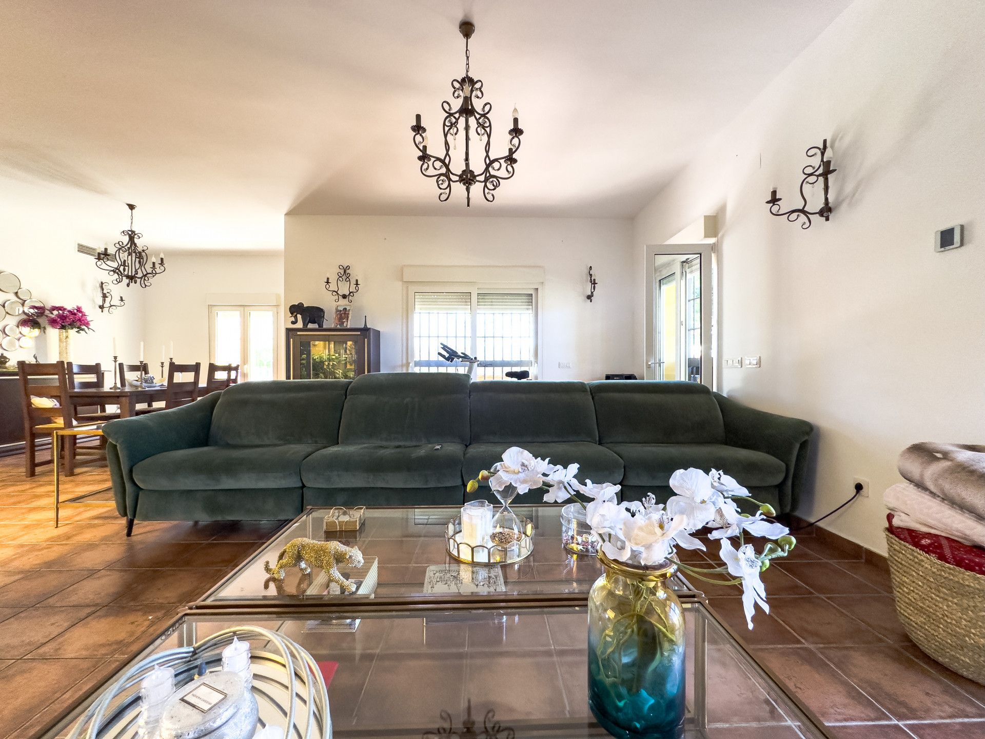 Living room of House or chalet for sale in Manilva  with Private garden and Swimming Pool