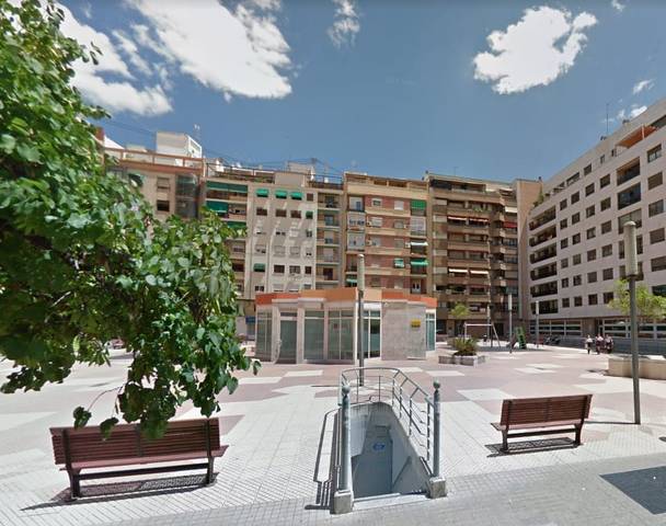 Garaje en Venta en Cl/ Armando Palacios Valdes                        en Consuegra