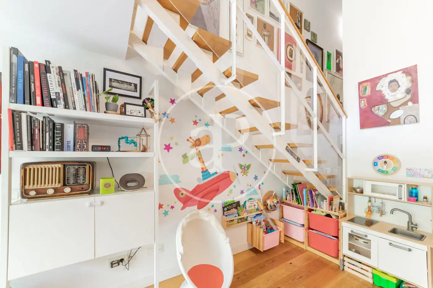 Piso en venta en Madrid con Calefacción, Terraza y Trastero