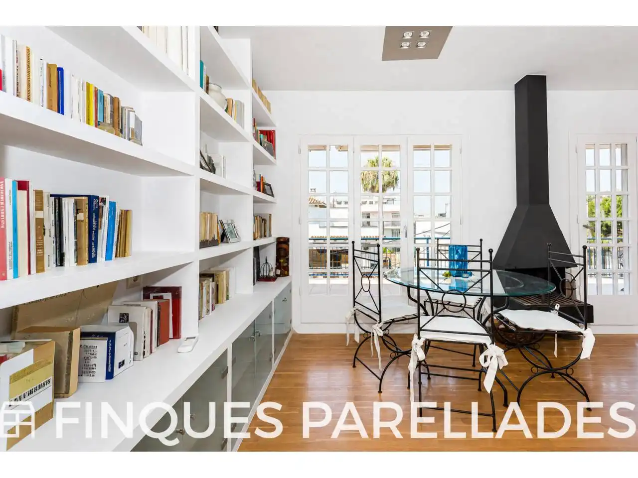 Sala d'estar de Àtic en venda en Sitges amb Aire condicionat, Calefacció i Parquet