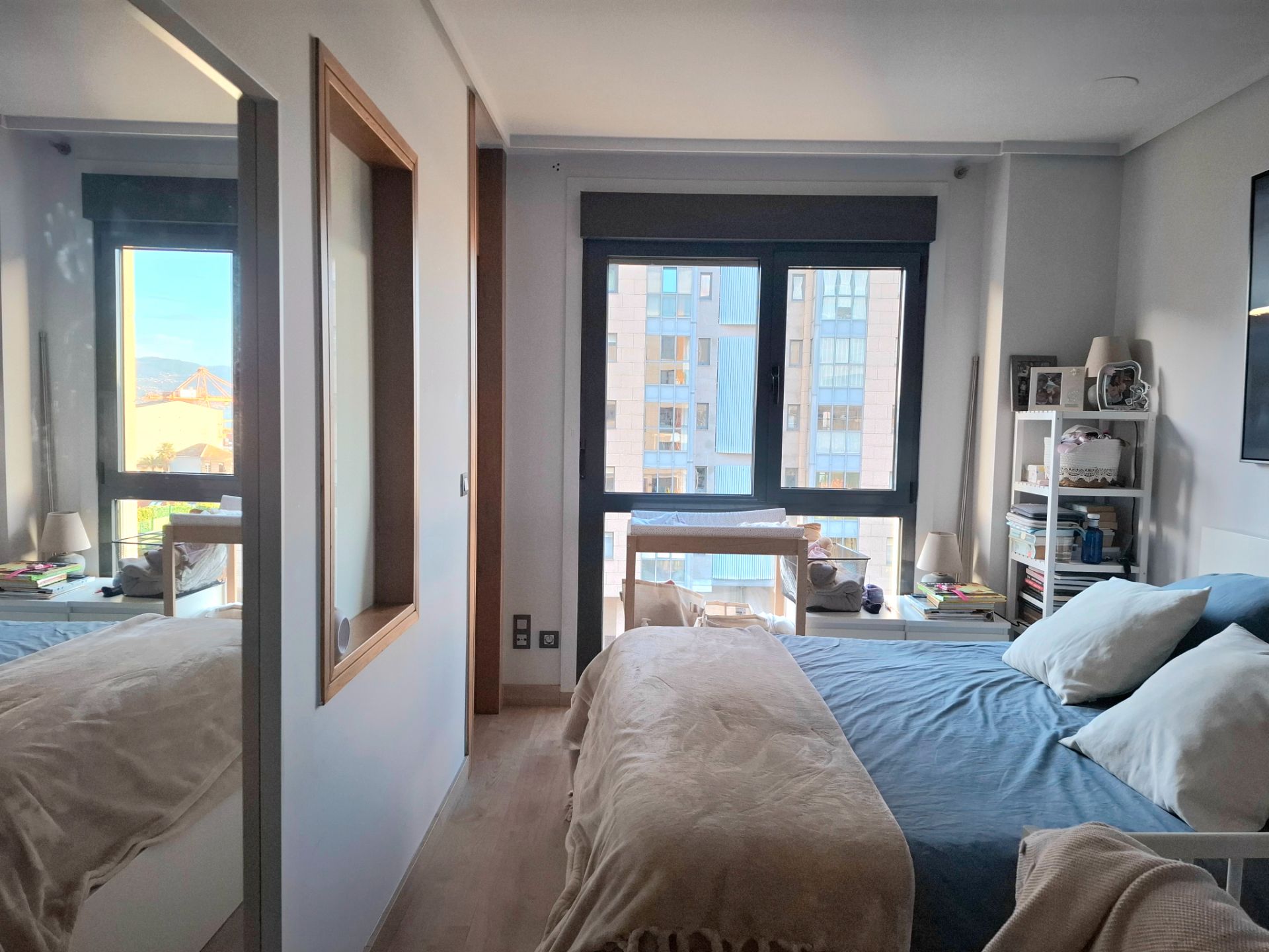 Habitación de Piso en venta en Vigo  con Calefacción, Jardín privado y Trastero