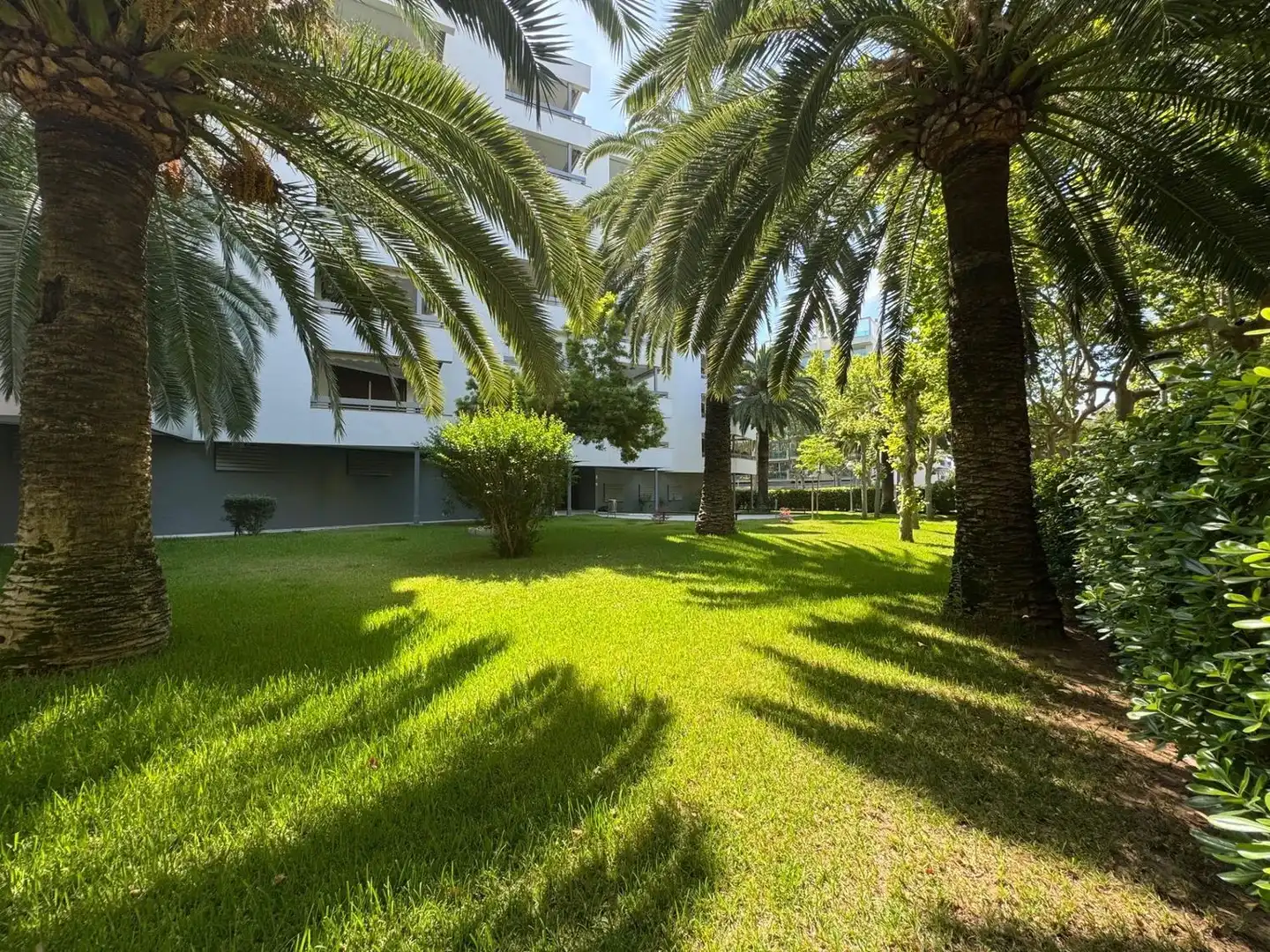 Vista exterior de Pis en venda en Salou amb Aire condicionat i Terrassa