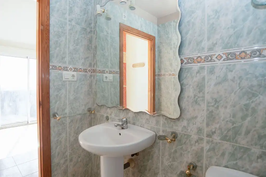 Casa aparellada en venda a C/ Federico Martín Bahamontes, imagen 23