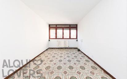 Bedroom of Flat for sale in Badalona