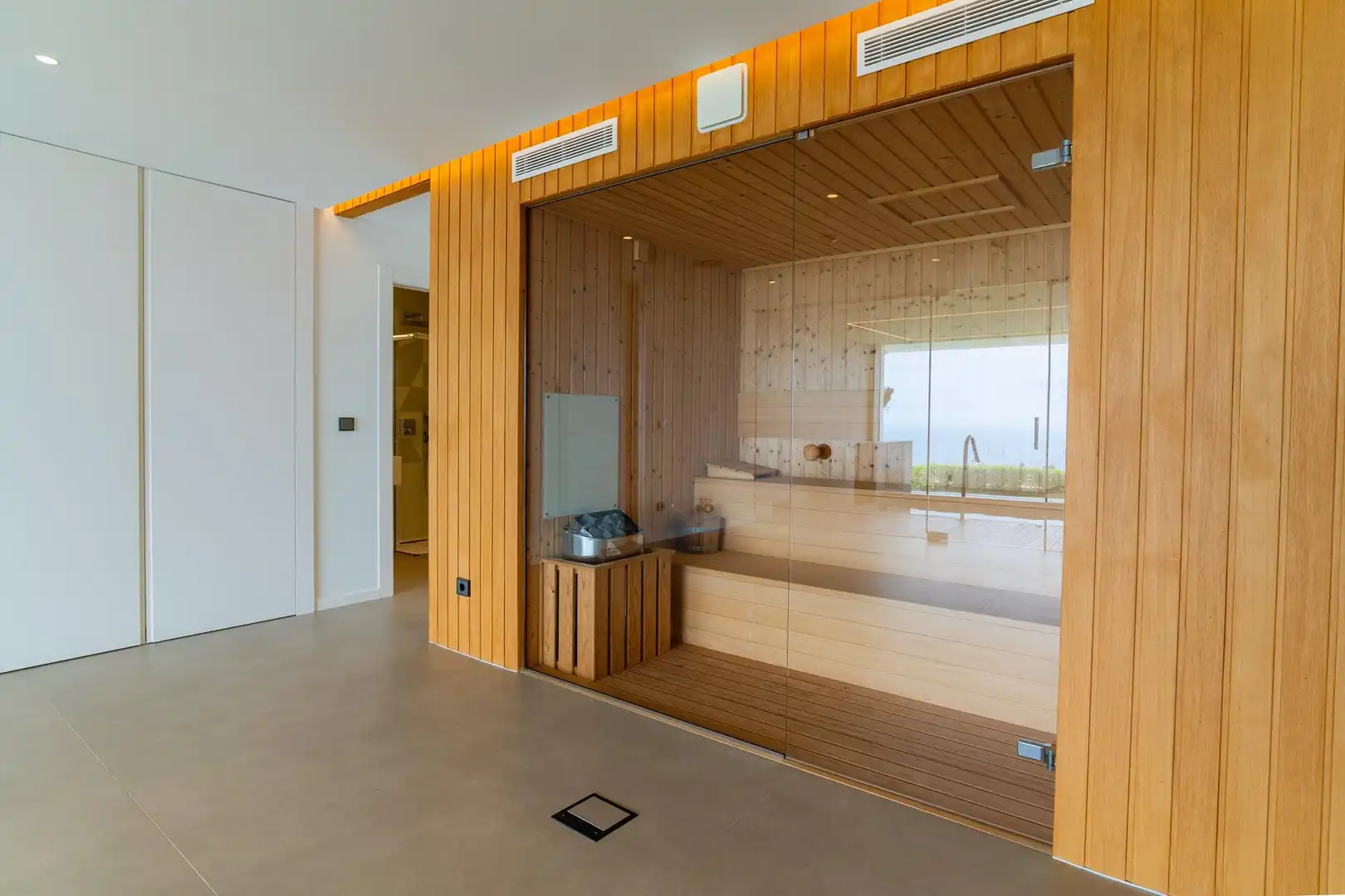 Chalet con piscina en venta en Cumbre del Sol, imagen 8