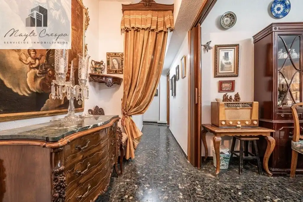Piso con terraza en venta en Calle Obispo Hurtado 13
