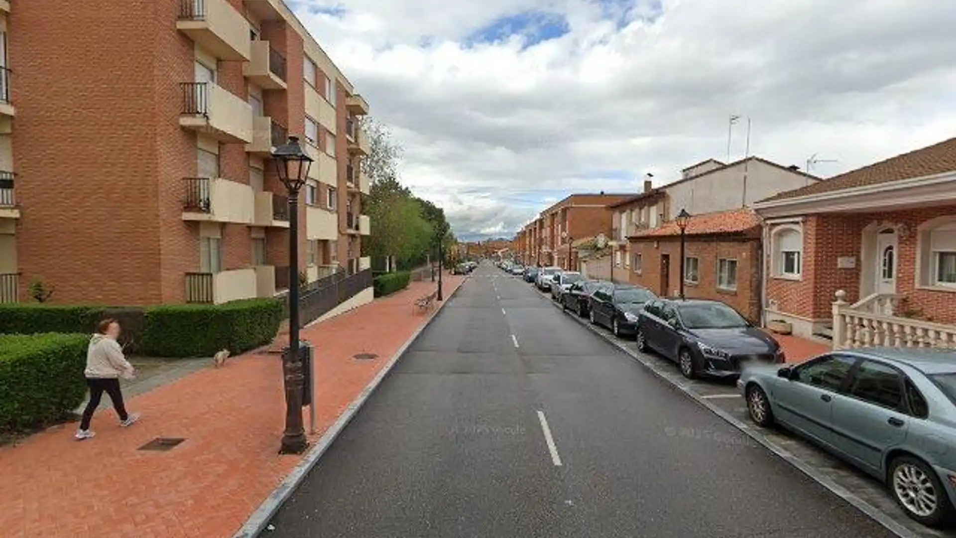 Vista exterior de Piso en venta en Olmedo