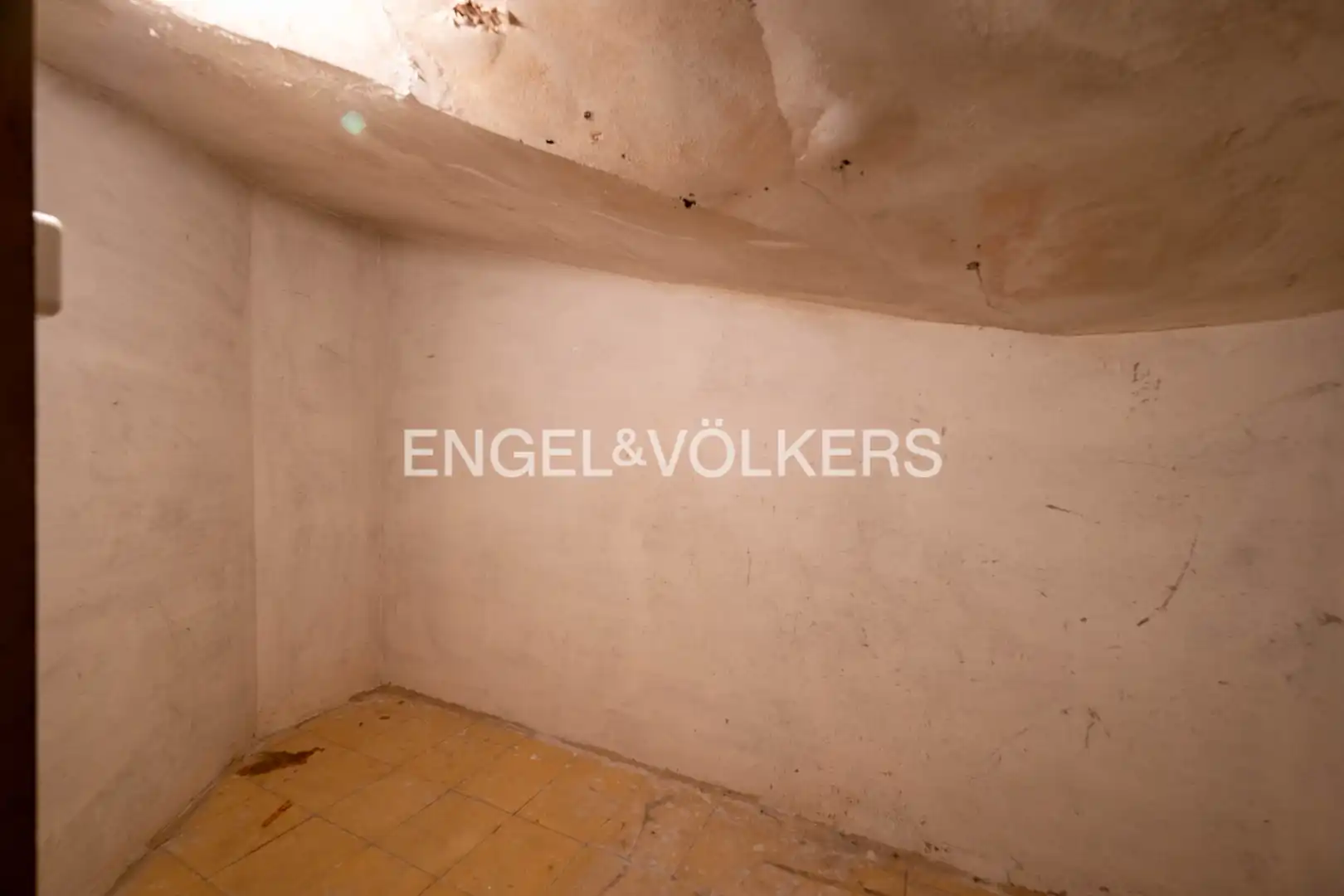 Piso en venta en Donostia - San Sebastián  con Calefacción, Parquet y Trastero