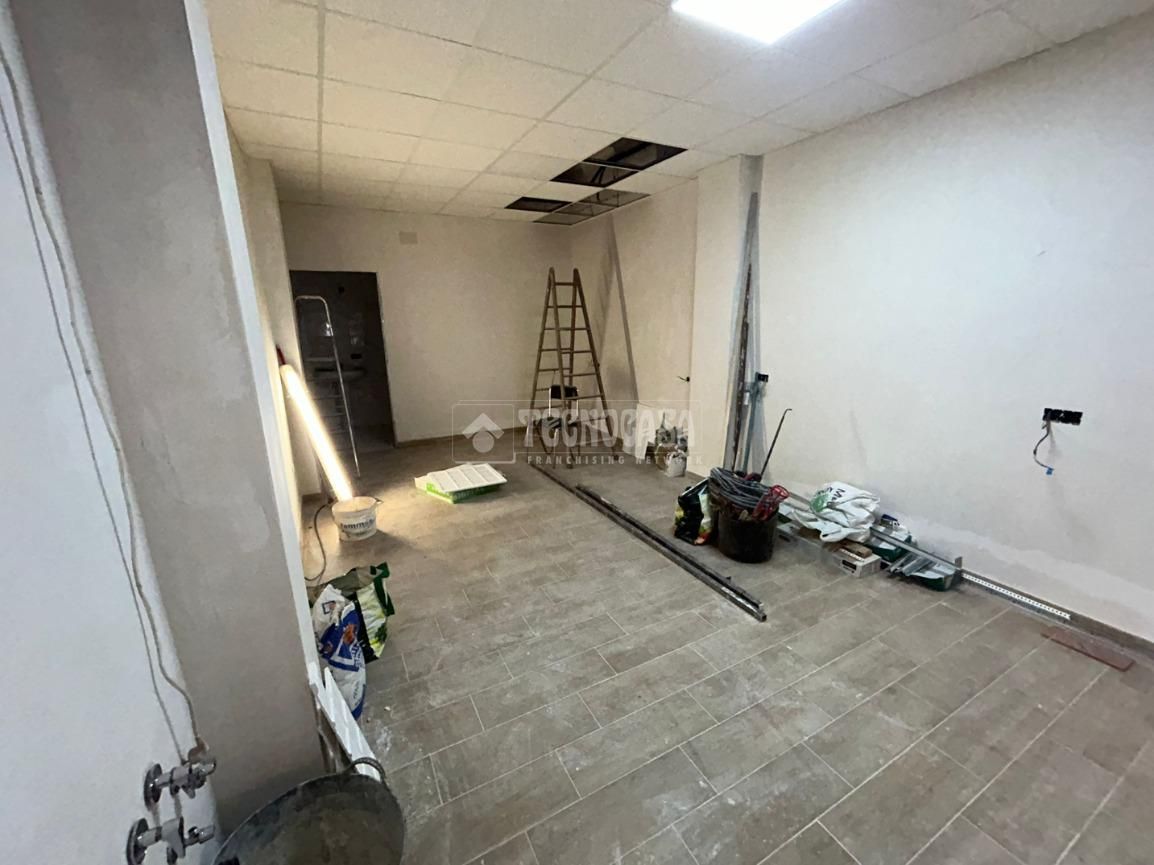 Premises for sale in  Valencia Capital