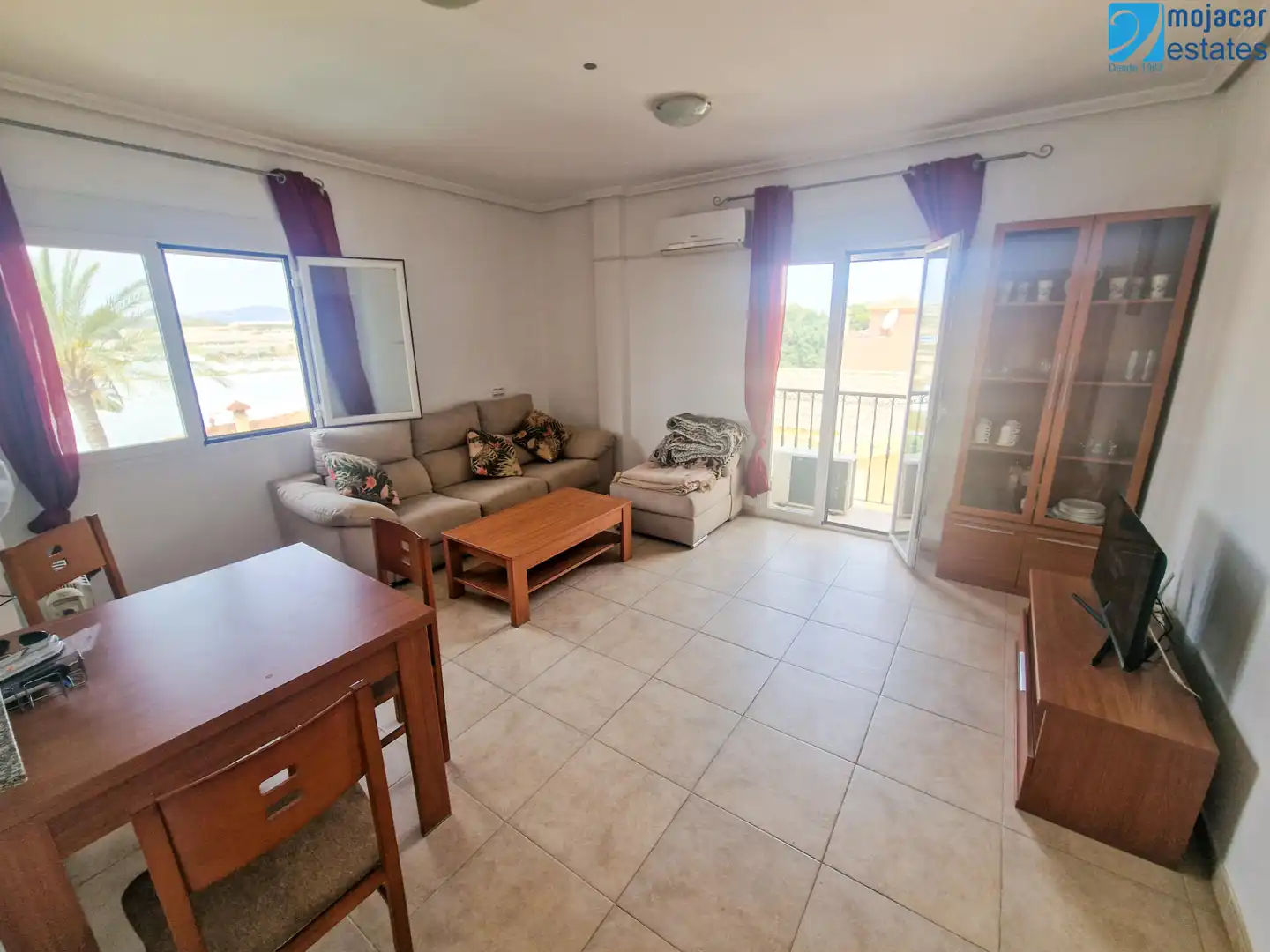 Sala de estar de Apartamento en venta en Cuevas del Almanzora con Aire acondicionado, Amueblado y Horno