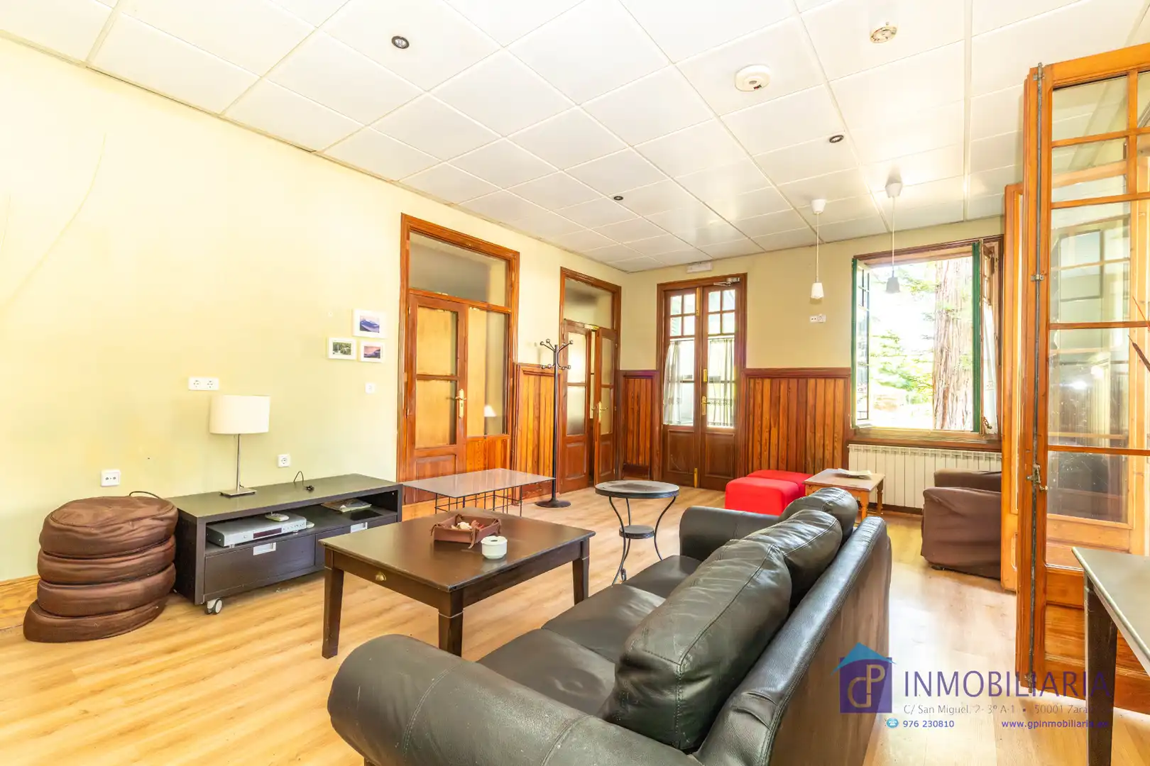 Sala d'estar de Edifici en venda en Seira