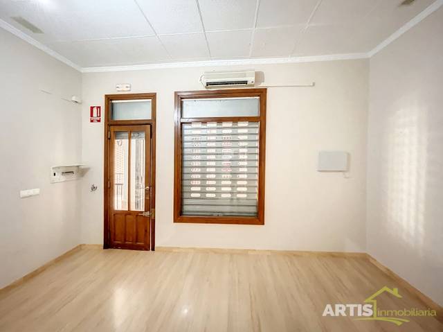 Local comercial en Alquiler en Plaza Paseo del Romeral en Puente Genil