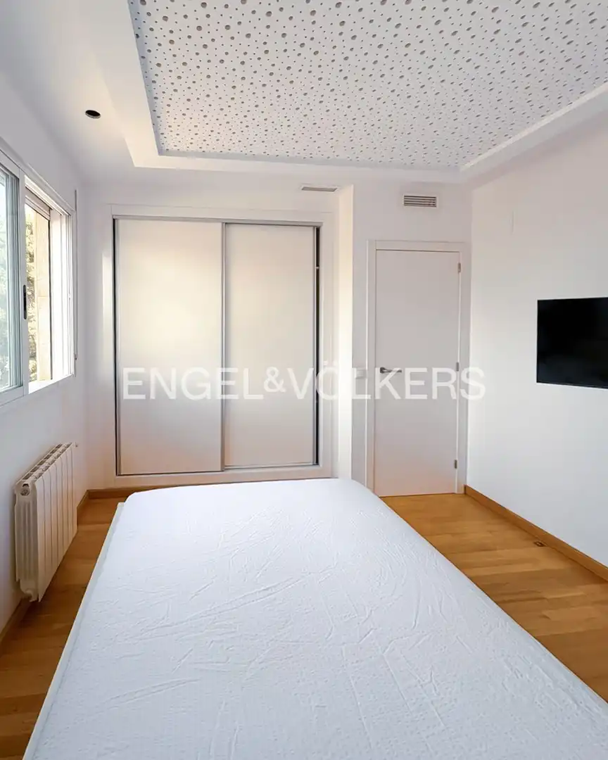 Habitación de Casa o chalet de alquiler en Torrent con Aire acondicionado, Calefacción y Jardín privado