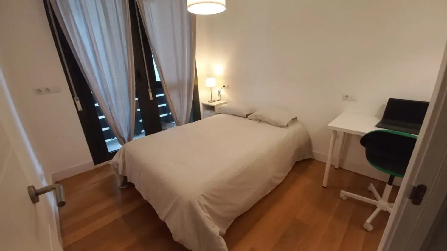 Dormitori de Casa o xalet de lloguer en Donostia - San Sebastián  amb Calefacció, Moblat i Forn
