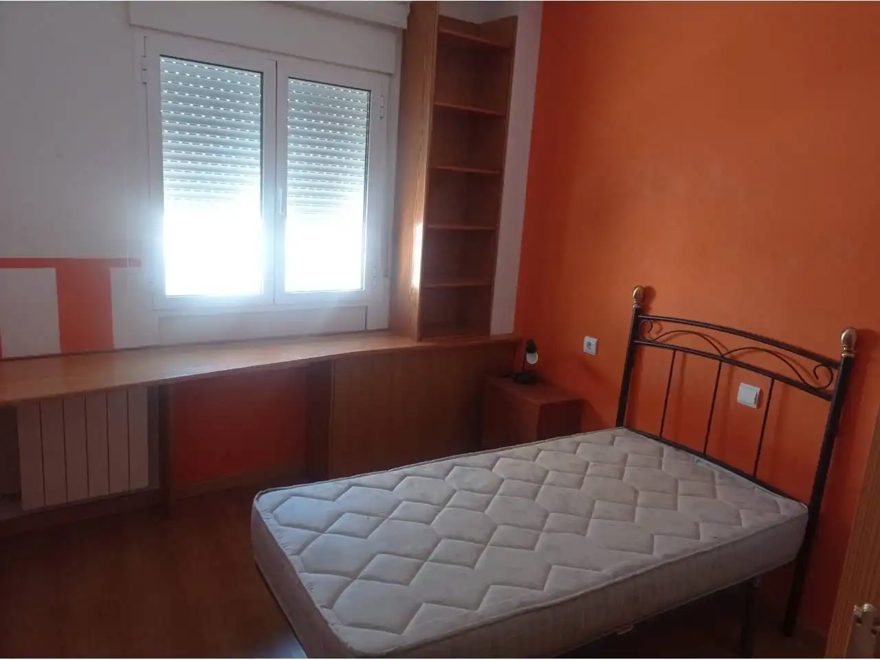 Dormitori de Dúplex de lloguer en Baza, Granada