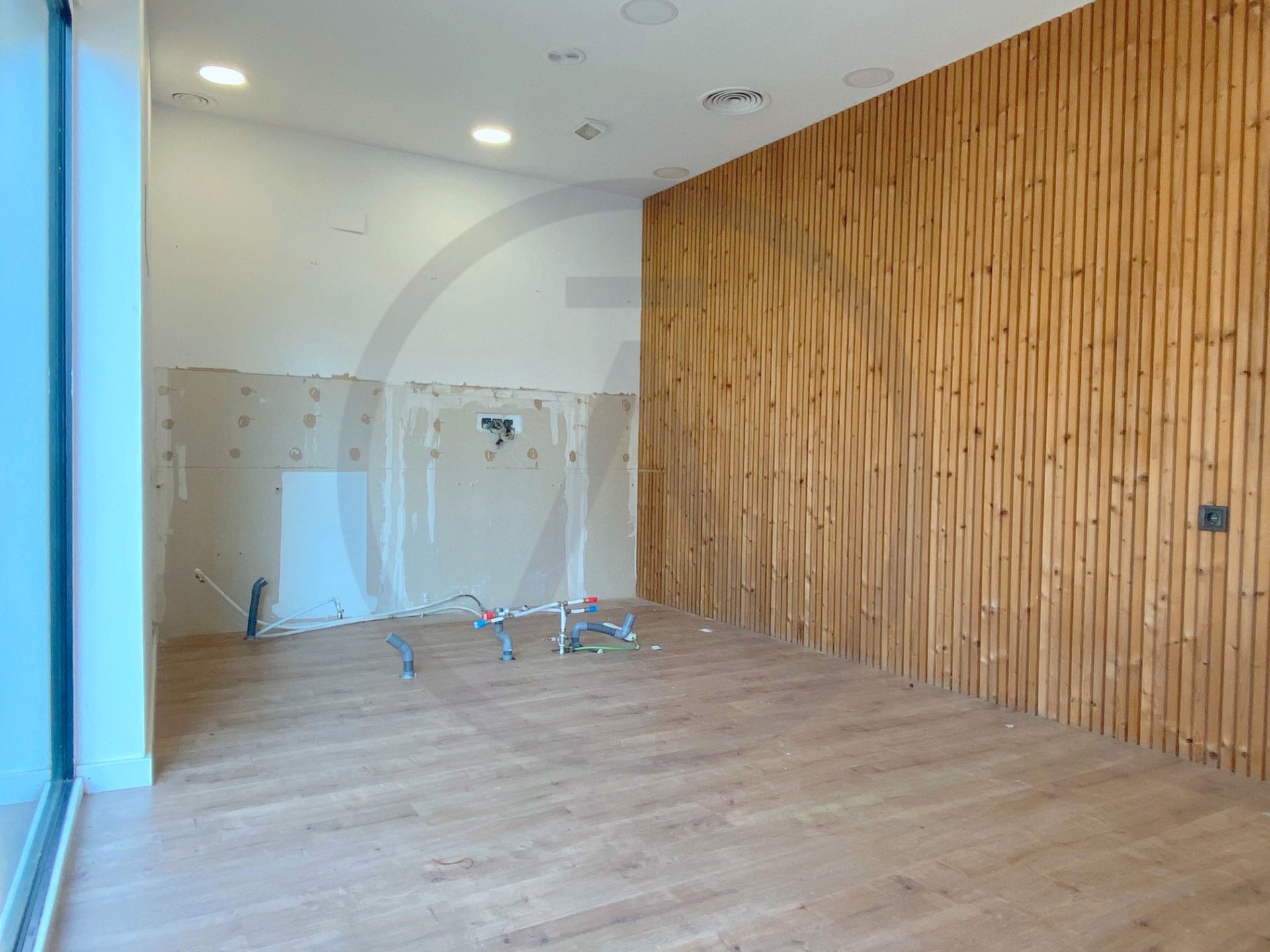 Local de lloguer en Terrassa amb Aire condicionat, Calefacció i Parquet