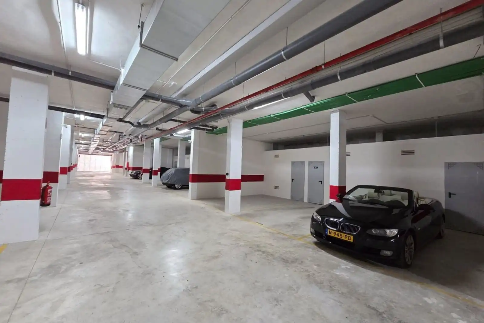 Aparcament de Apartament en venda en Orihuela amb Terrassa i Piscina comunitària